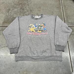 vintage walt disney world mickey mouse grey crewneck size large